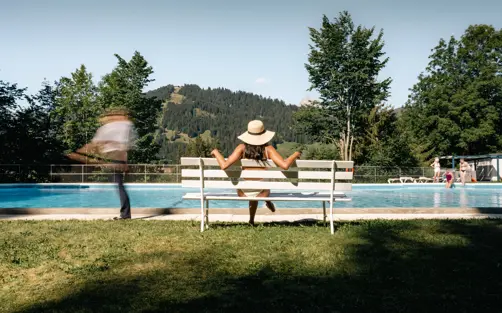 Copyright Gstaad Palace «PISCINE» 8 72 Dpi