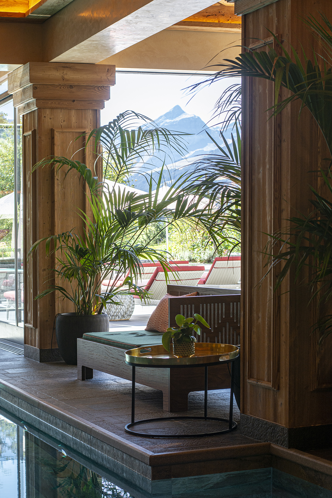 Copyright Gstaad Palace Stefano Scata Leo Lavorate Palace Spa Lndoor Pool DSC 6465 300Dpi RGB Favourite