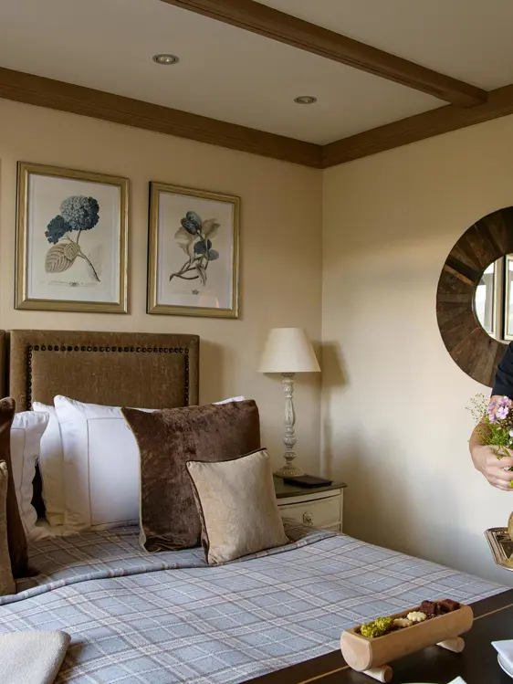 Gstaad Palace Luxury Hotel Switzerland Classic Room N°408 540548 Favourite 300Dpi RGB