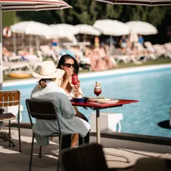 Copyright Gstaad Palace «PISCINE» 43 72 Dpi