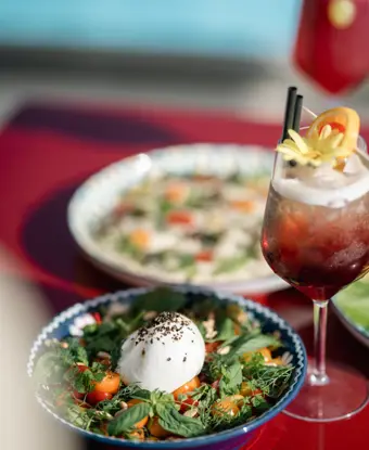 Copyright Gstaad Palace «PISCINE» 44 72 Dpi