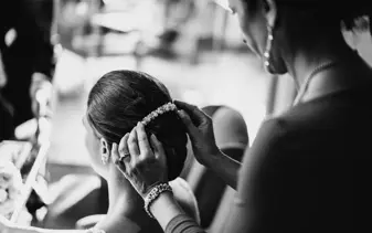 Copyright Dennis Nutz User Right Approved By Photorapher & Wedding Couple Hair Of The Bride