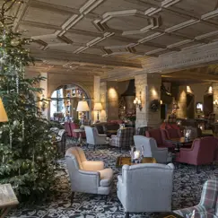 Copyright Gstaad Palace Stefano Scata Lobby Bar Christmas Decoration 579982 300Dpi RGB