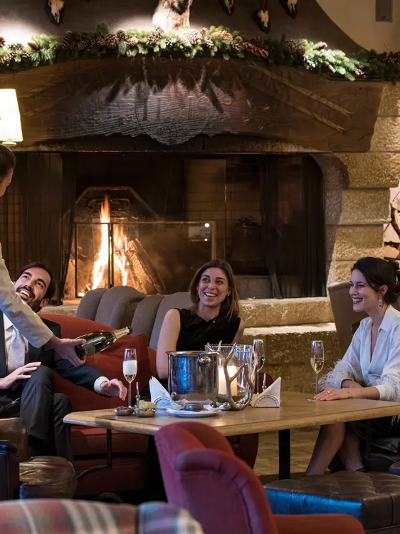 Gstaad Palace Luxury Hotel Switzerland Restaurants 548061