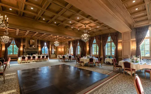 Copyright Gstaad Palace Melanie Uhkötter Event Set Up Salle Baccarat Wedding 9.09